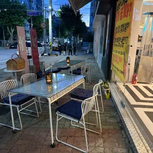 피스트 리뷰 사진
