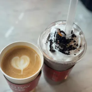 데이앤데이 사진