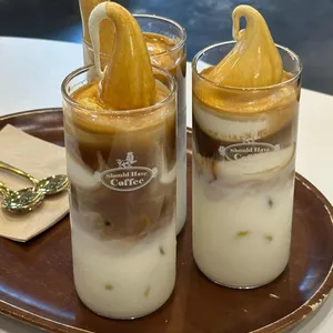 슈드해브커피 대표 사진