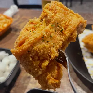 썬더치킨 사진