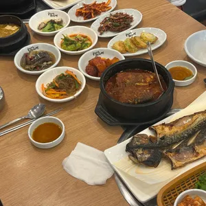 화덕에서나온고등어 사진