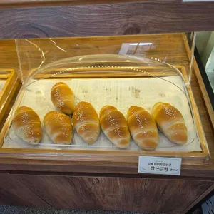 어거스트741 리뷰 사진