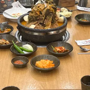 뼈통묵은지감자탕 사진