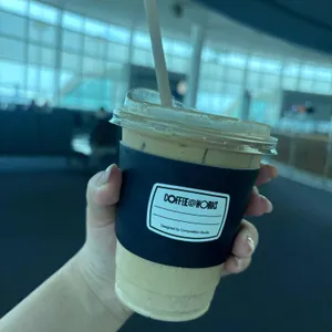 커피앳웍스 사진