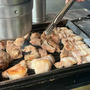 금돗 성산흑돼지 사진