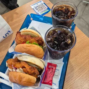 움버거앤윙스 사진