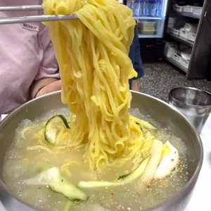 황금룡 사진