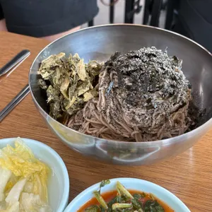 금달래 막국수 사진