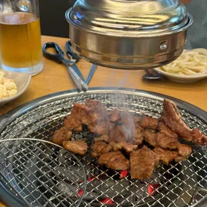 사또 숯불 갈비 사진