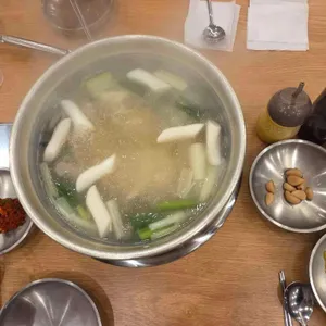 효담칼국수 닭한마리 사진