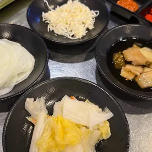 정쭈삼 대표 사진