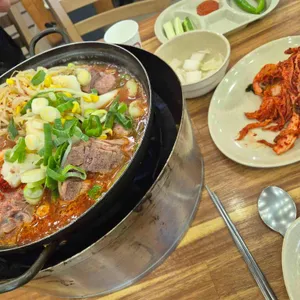 덕일감자국 사진