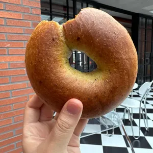 오렌지베이글 사진