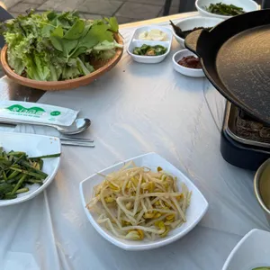 마당넓은집 사진