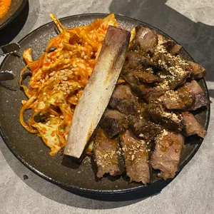 리파인 사진