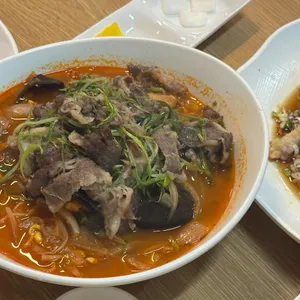 홍연 사진