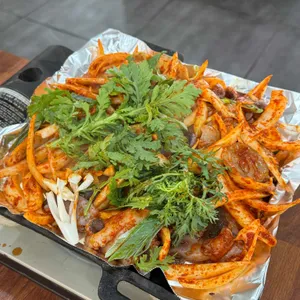 공주 얼큰이 칼국수 쭈꾸미 사진