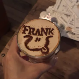 프랭크커핀바 사진