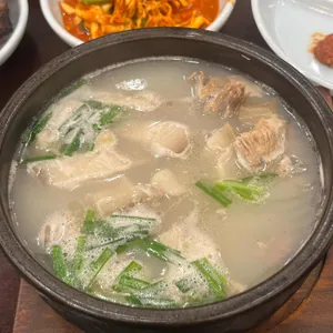 산더미 미성돼지국밥 사진