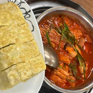 엄마손맛집짜글이 사진