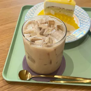 카페 공석 사진