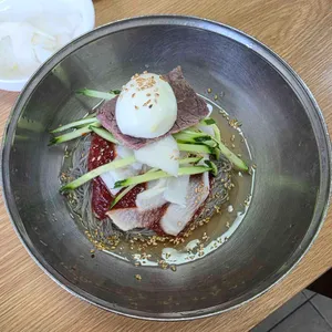 청송본관 함흥냉면 전문점 사진