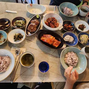 감성식탁 사진 2