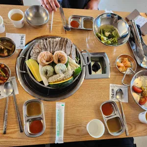 본가냉면 사진