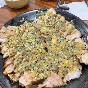 장수마늘보쌈 사진