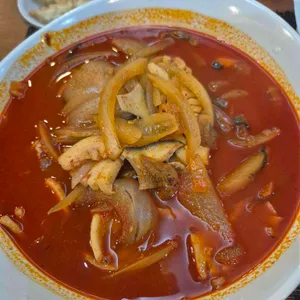 동보성 사진