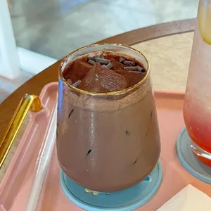 카페 수달 사진