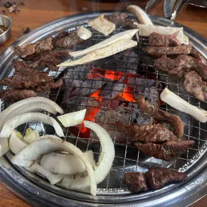 숯불갈비여물통함흥냉면 사진