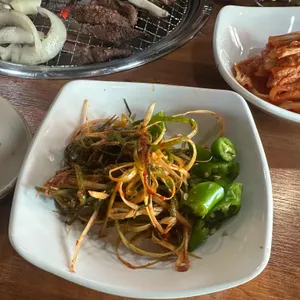 숯불갈비여물통함흥냉면 사진