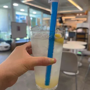 블루샥 사진
