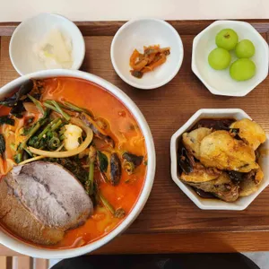 서담헌 대표 사진