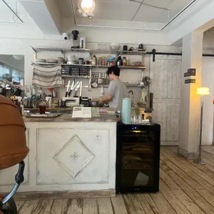 오아스 로스터스 리뷰 사진