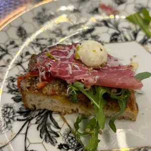 장르엑스 대표 사진