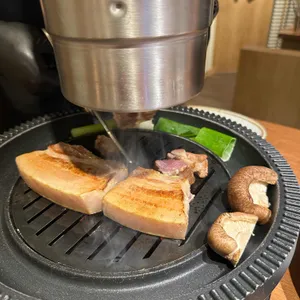 안민 사진