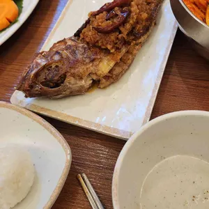 싱싱뽈락회 사진