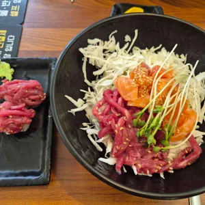 육회바른연어 사진