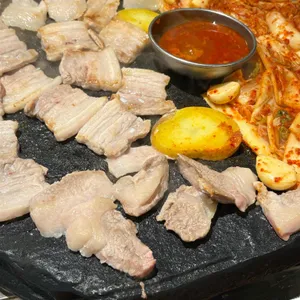 석암생소금구이 사진