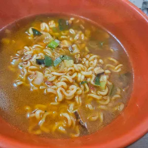 뽀빠이 상추튀김 사진