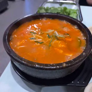 꾸석지돌판한우 사진
