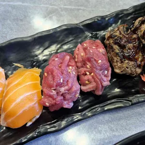 육회바른연어 사진