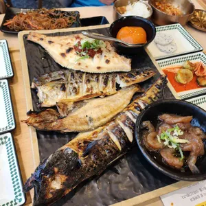 달빛에구운고등어 사진