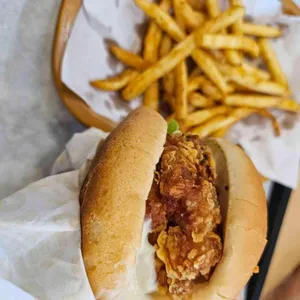 맘스터치 사진 2