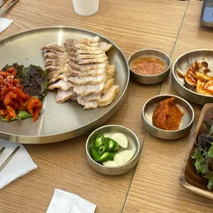 우만동족발집 대표 사진