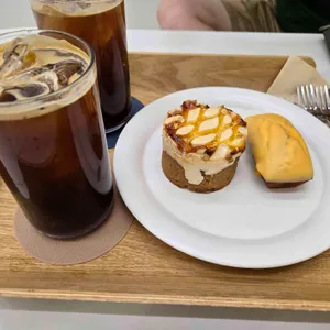 이오니언 대표 사진