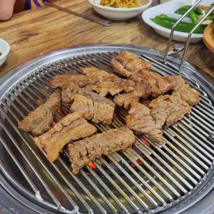 성일숯불갈비 사진