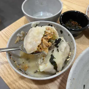 안성최가손만두 대표 사진